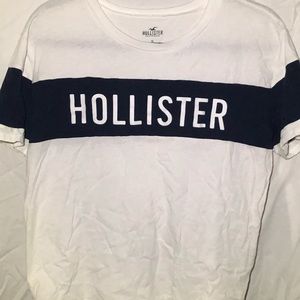 👚White and blue Hollister crop top